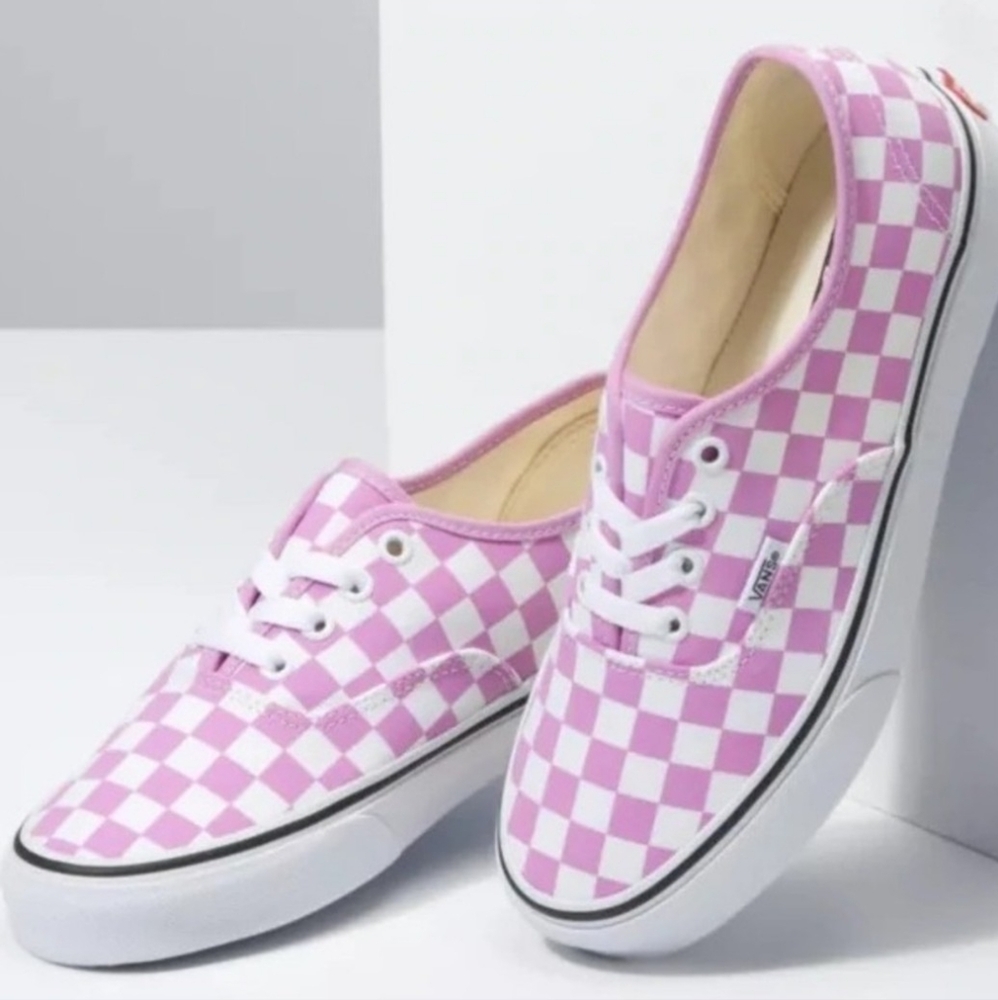 Vans Women's Lavender and White Checkered Sneakers Unisex Sizing M-7 W-8.5
